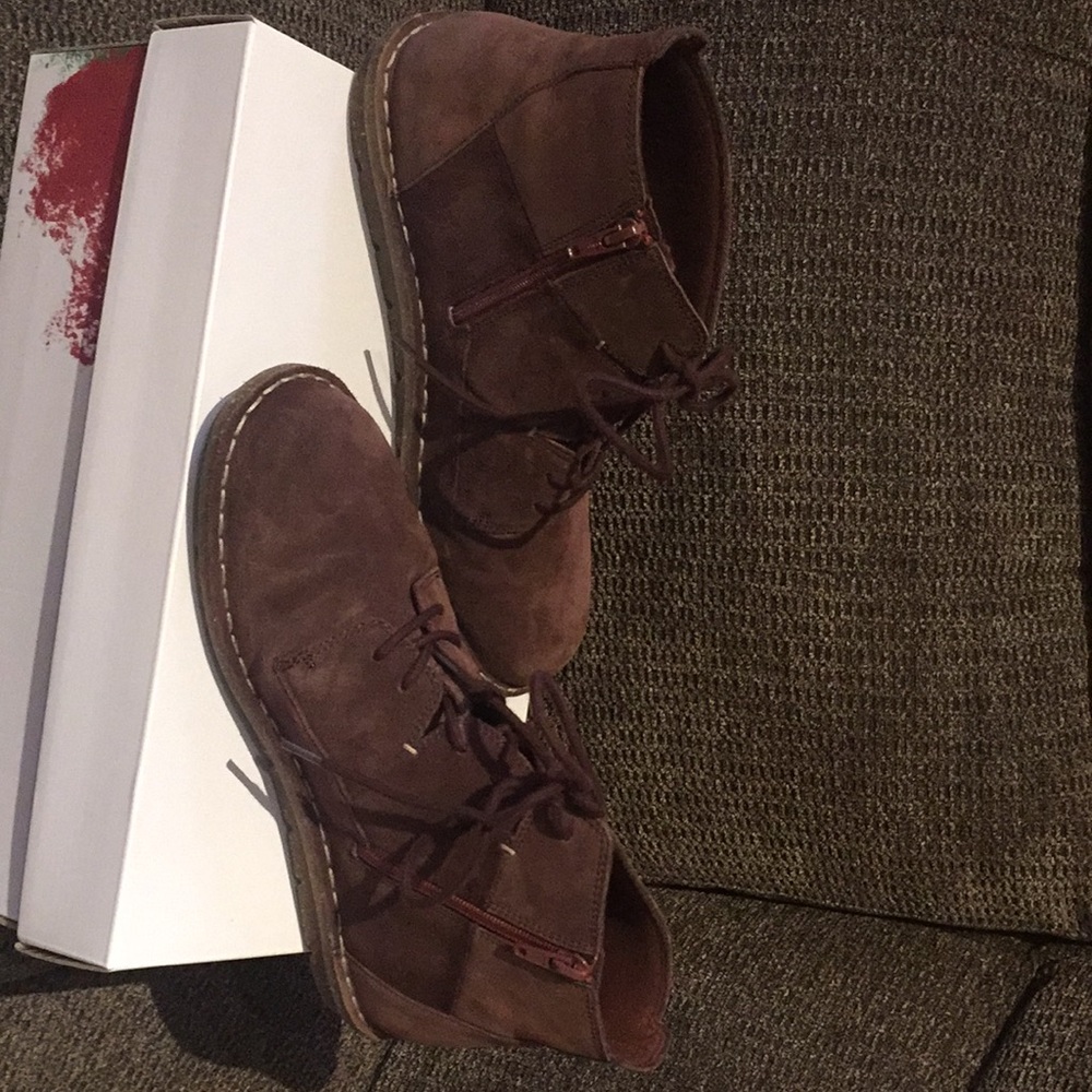 Clark’s soft cushion collection